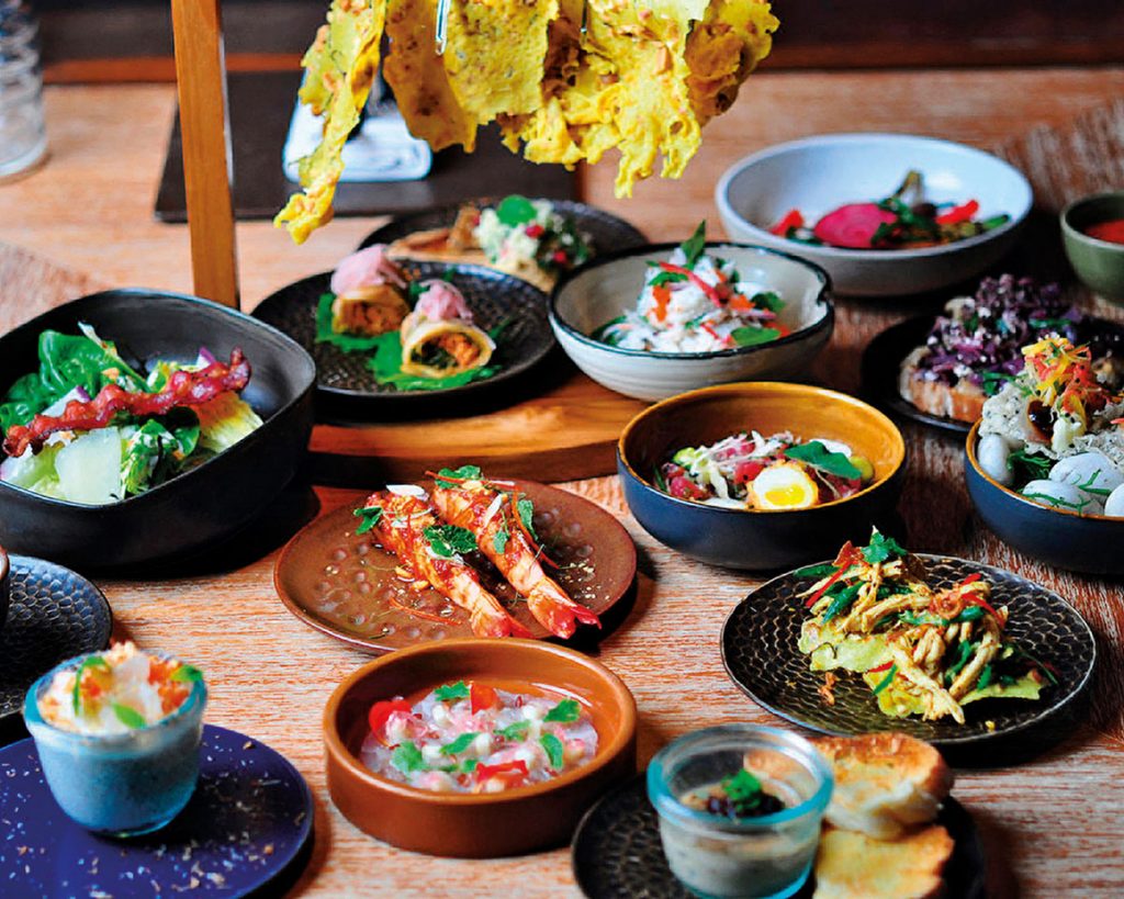 ds-sundara-hosts-balis-longest-brunch