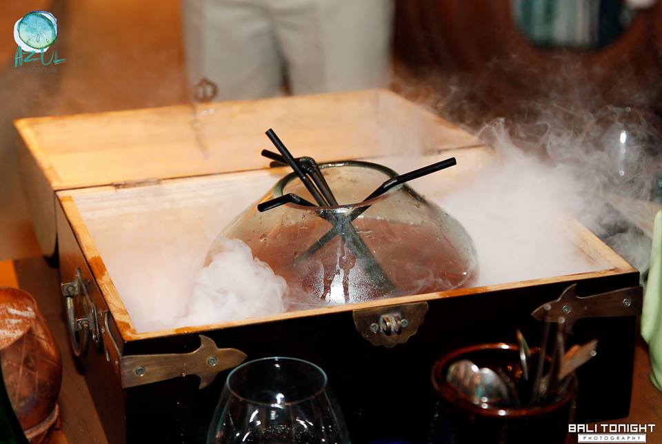 azul-beach-club-tiki-cocktail-4