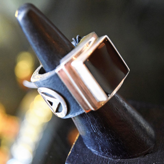 shopping-men-ring-symbol-leather-with-black-onyx-3