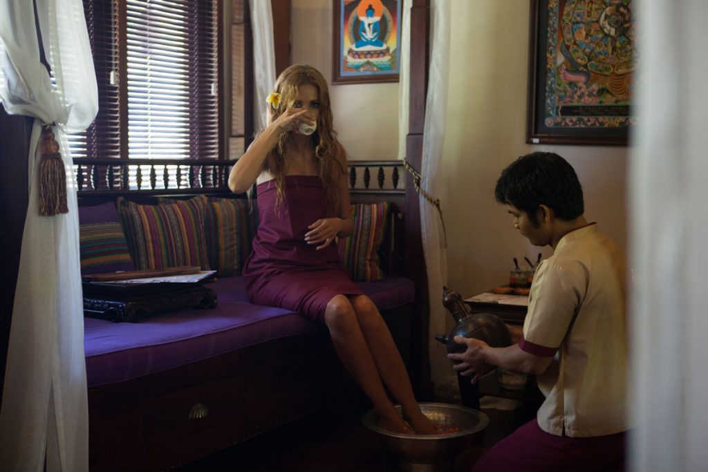 Chakra Balancing in Bali with Dhatri Crystal Healing