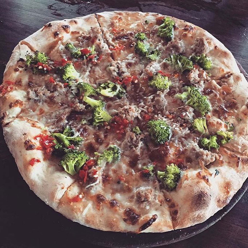 Pizza at Hank's Pizza