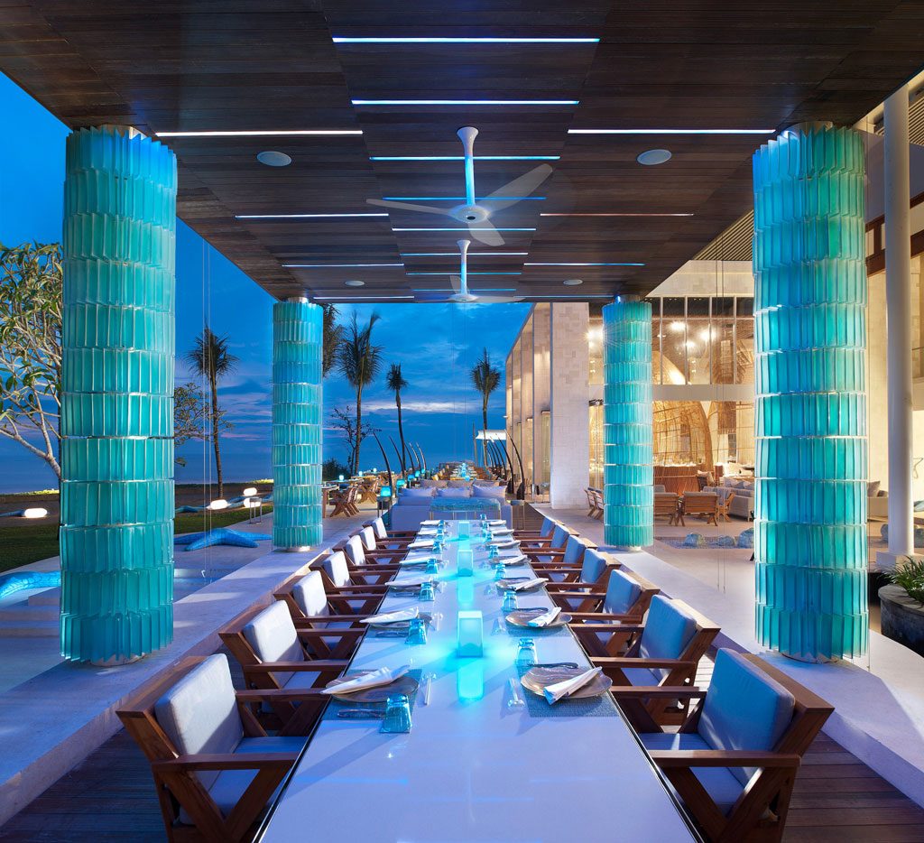 Theme---International-Food----Lunch---Starfish-Bloo---Communal-Table