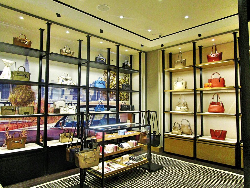 NIT---Coach-Opens-Store-in-Beachwalk