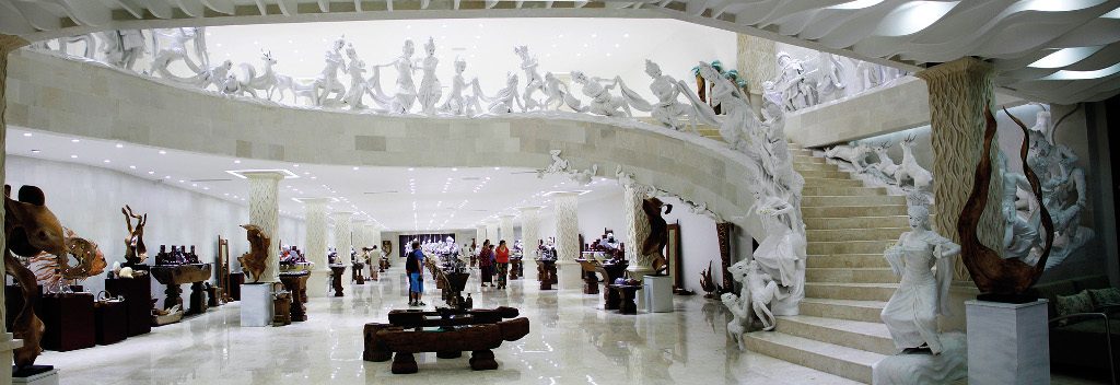 Theme - WTD - Jewellery shopping - UC Silver - interior gallery