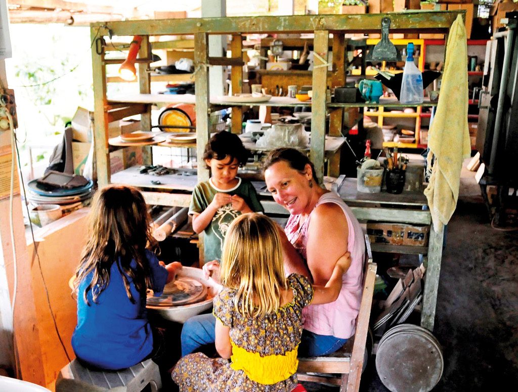 Theme - WTD- Pottery making class - Sari Api (2)