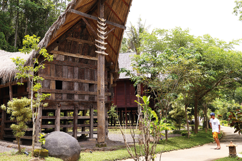 Taman Nusa: Around Indonesia in One Day - NOW! Bali