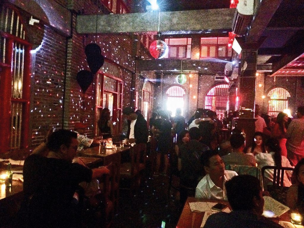 Theme - WTD - DJ performance - moon rabbit (1)
