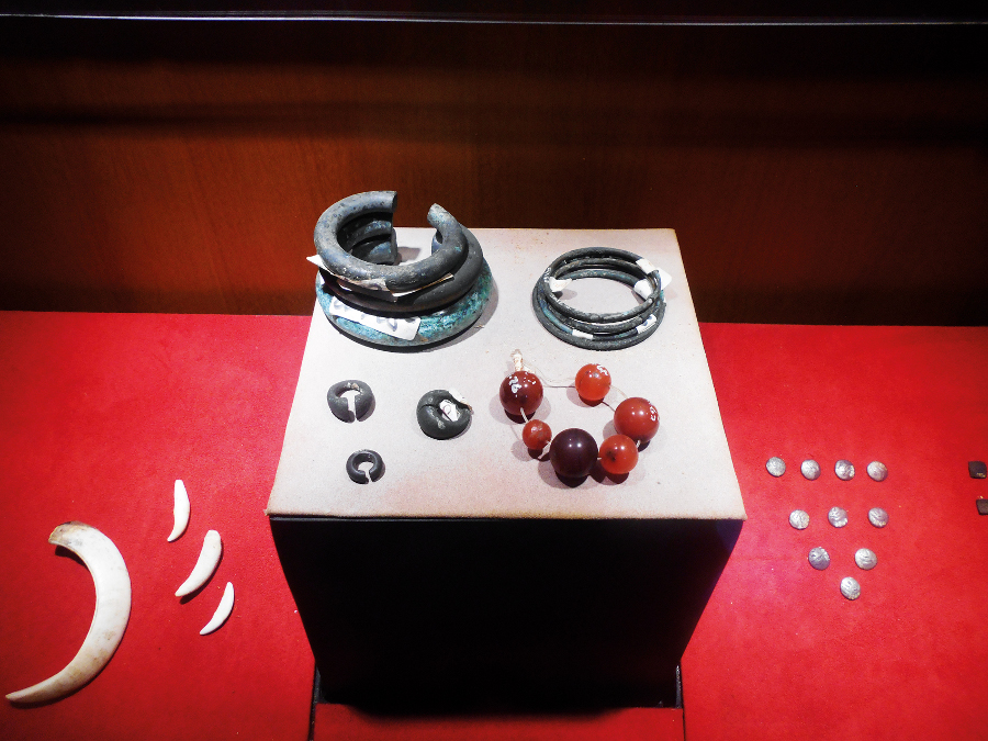 Theme - WTD&WTG - Bali Museum (4)