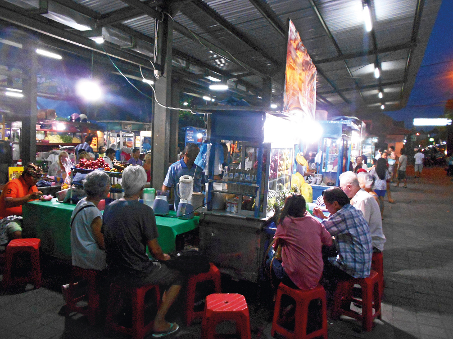 Sindhu Night Market. Photo by Joannes Rhino