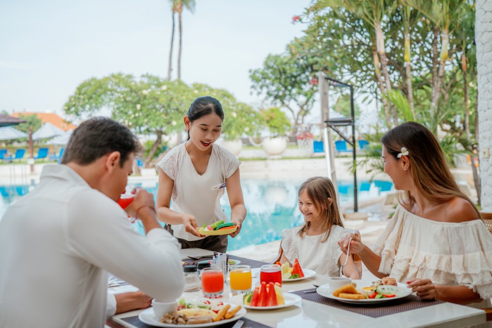 Holiday Inn Baruna