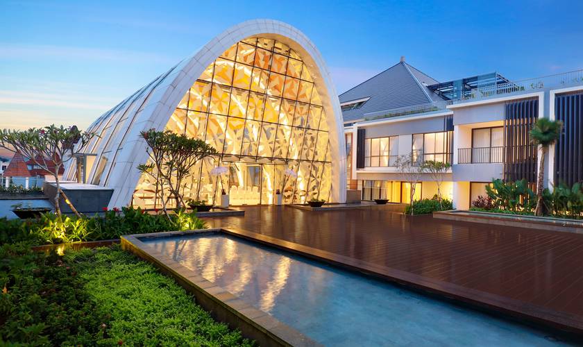 Weddings Chapels in Bali Aryaduta Kuta