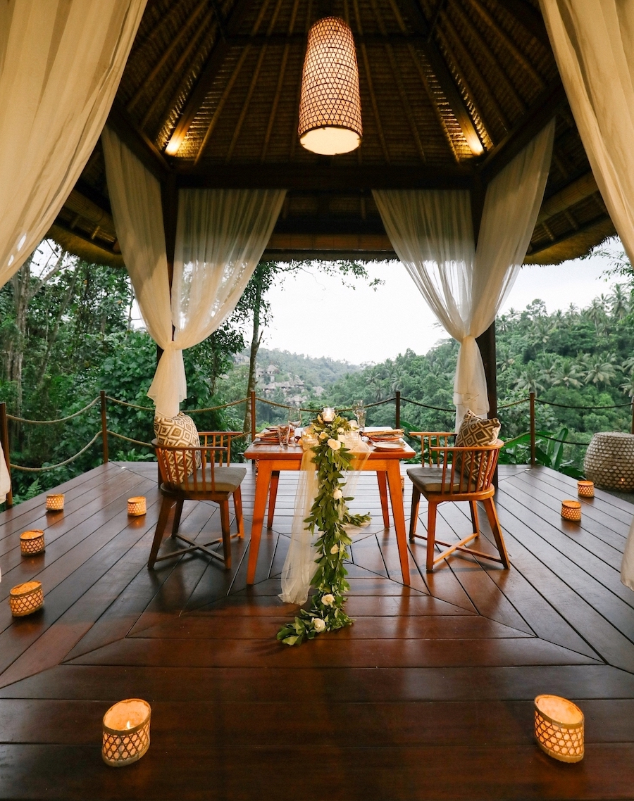 Alila Ubud Bale Benong Romantic Dinner