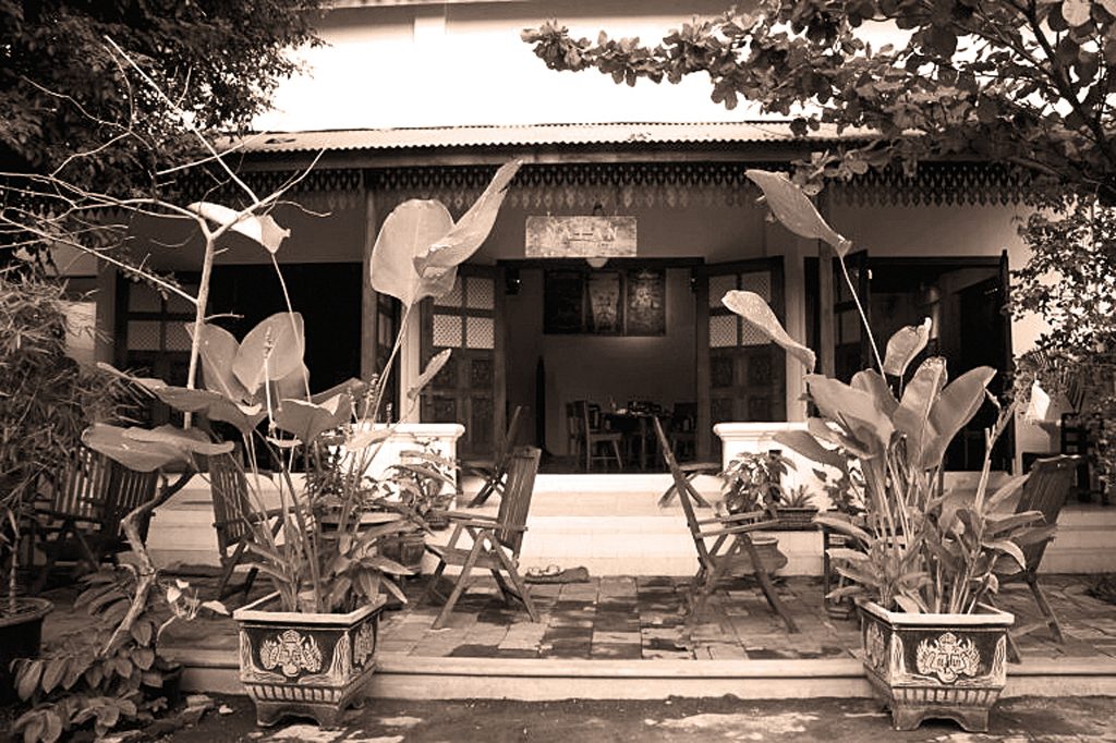 Cafe-768x512