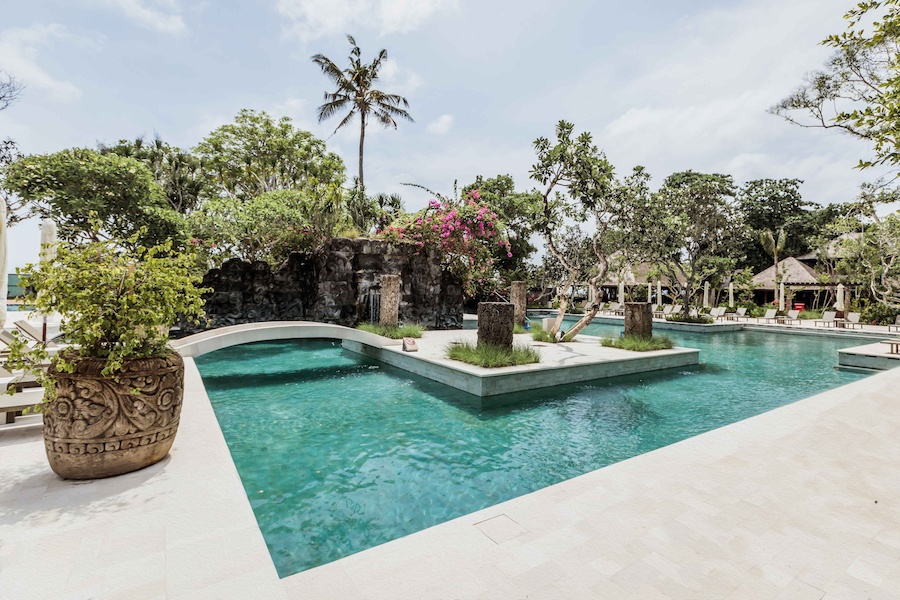 Hyatt-Regency-Bali-Swimming pool-1