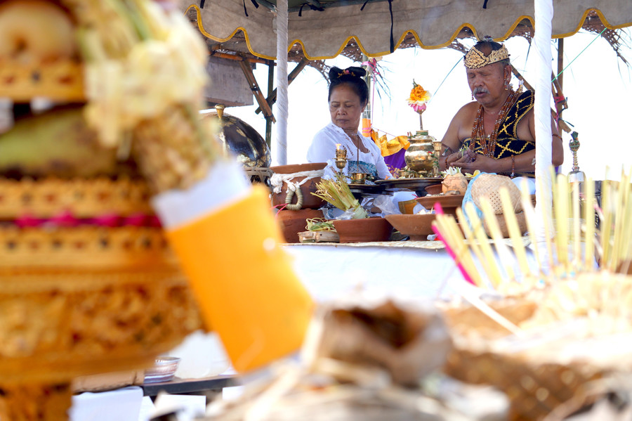 Hari Raya Kuningan Bali Ceremony