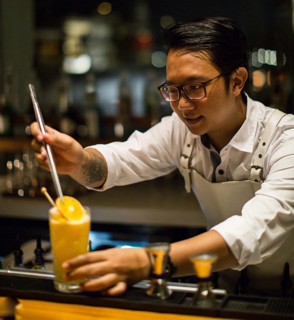 Ayip Dzuhri Mixologist Bali Alila Seminyak Seasalt Restaurant 2