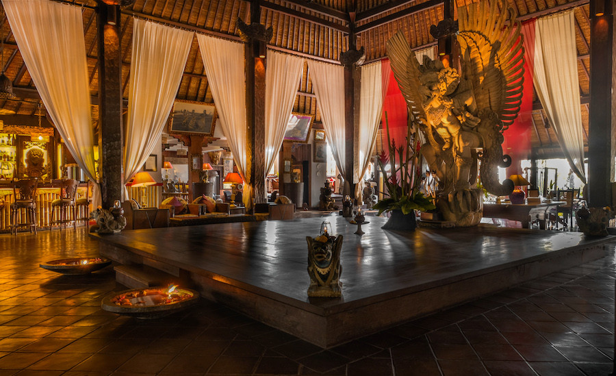 Iwa Restaurant Hotel Tugu Bali Canggu 4