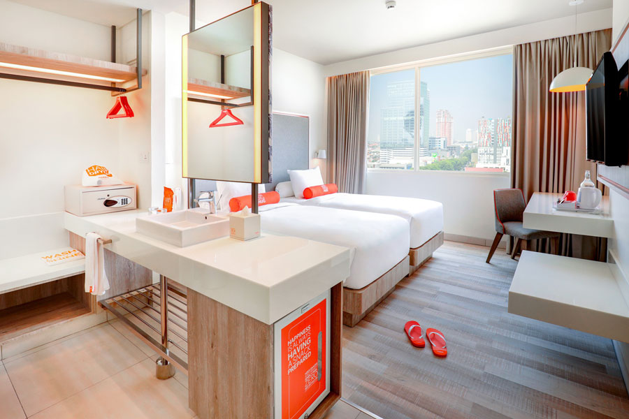 HARRIS Hotel & Conventions Bundaran Satelit 4