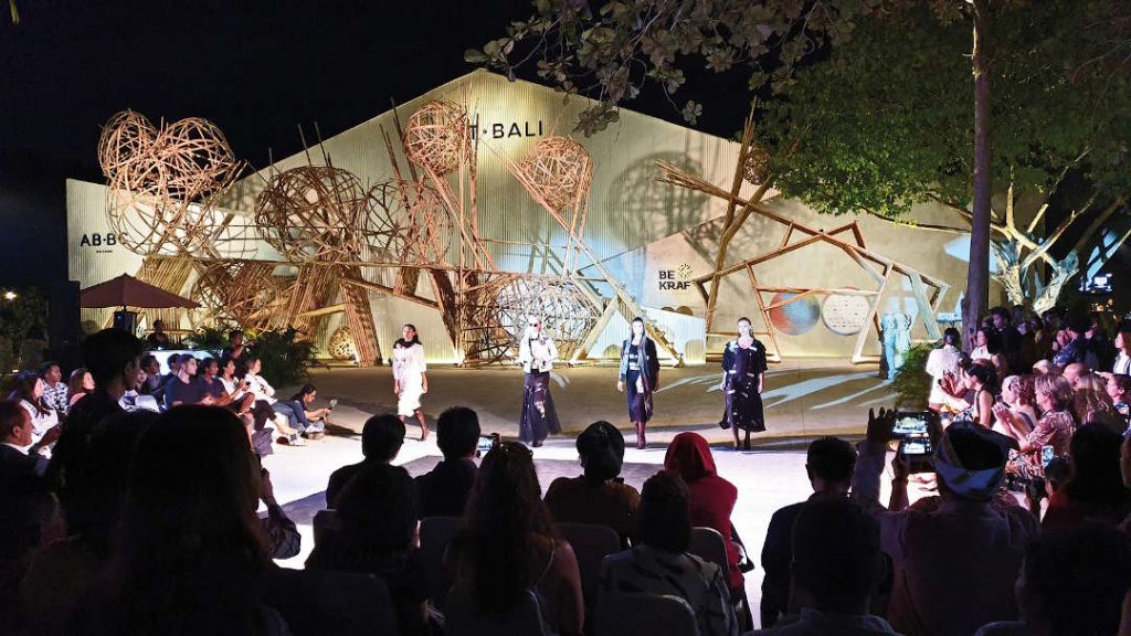 The opening of Art Bali 2019 Specultive Memories was highlighted by a fashion parade by the Fasion Council of Western Australia (FCWA)