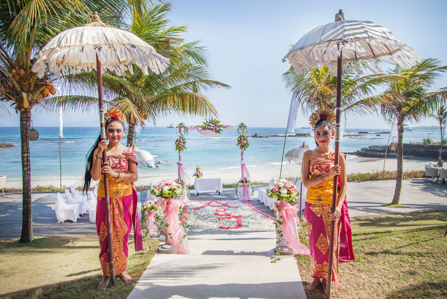 Candi Beach Resort & Spa - Beach Wedding