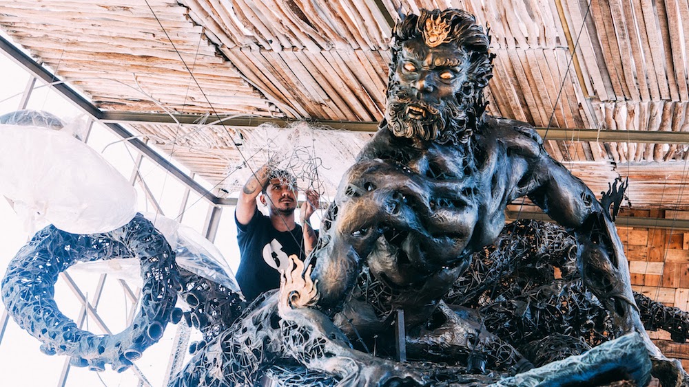Marmar Herayukti adding finishing details to 'Waruna' Image courtesy of Wishingwell