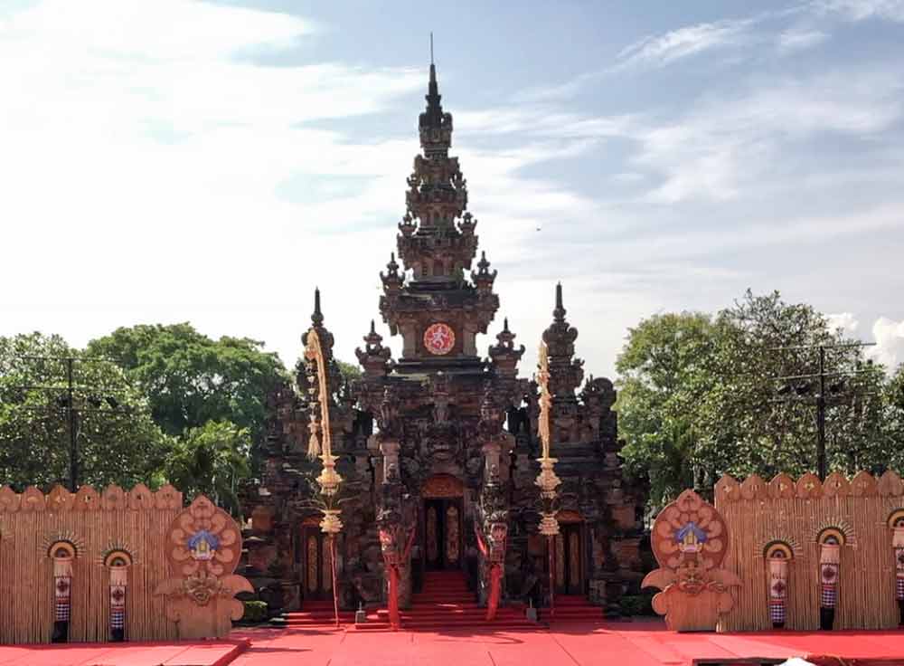 Taman-Werdhi-Budaya-Art-Centre-Bali-1