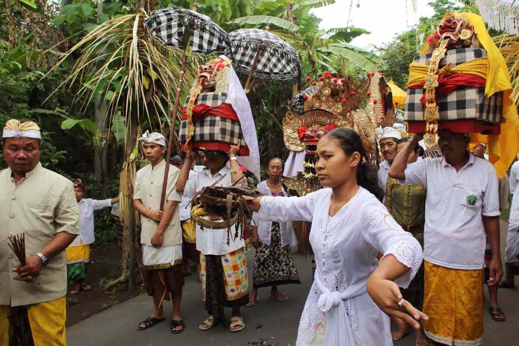 Balinese-Dance---Sanghyang-Dance-Bangli-Bali-Ida-Bagus-Putra-Adnyana-2