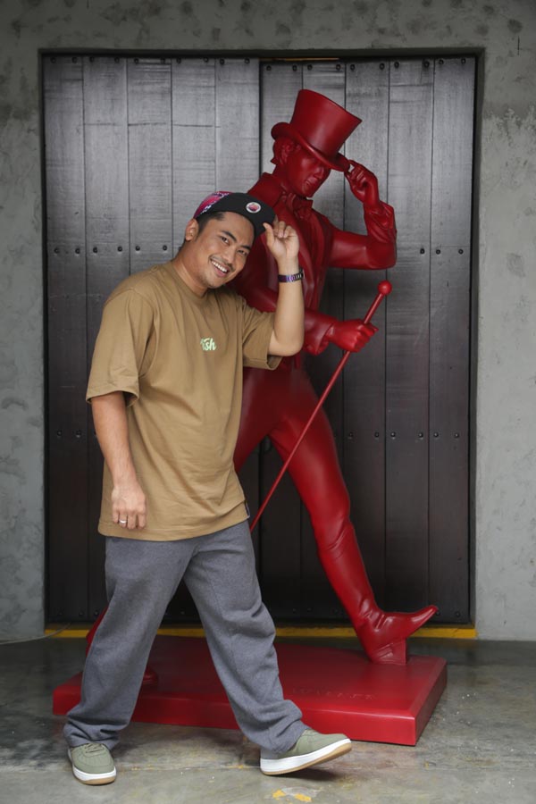 Johnnie-Walker-x-Hardthirteen-(6)