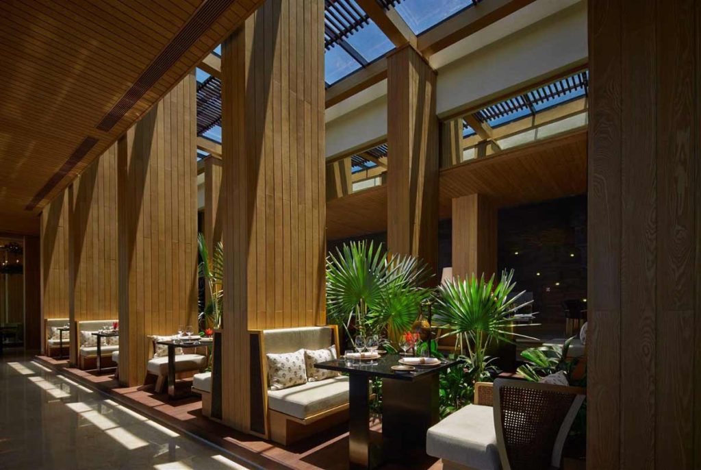 Bejana-Restaurant-Ritz-Carlton-Bali-Nusa-Dua-1