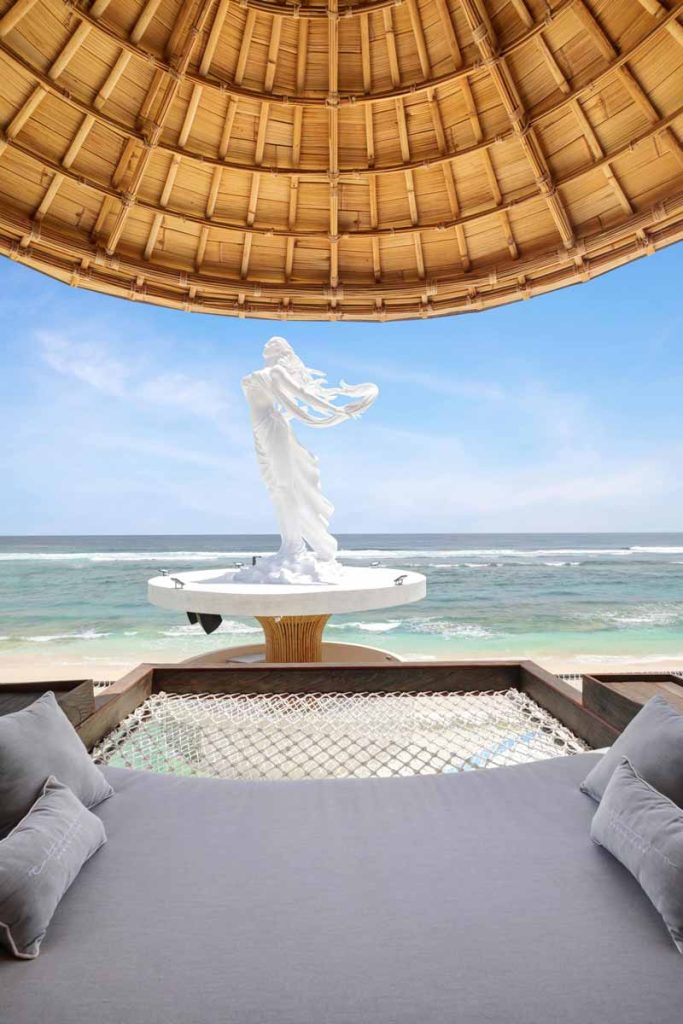 Cattamaran-Beach-Club- TT Beach Club Melasti-Beach-Bali-4