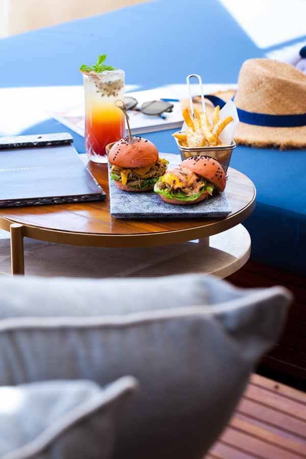Cattamaran-Beach-Club- TT Beach Club Melasti-Beach-Bali-4