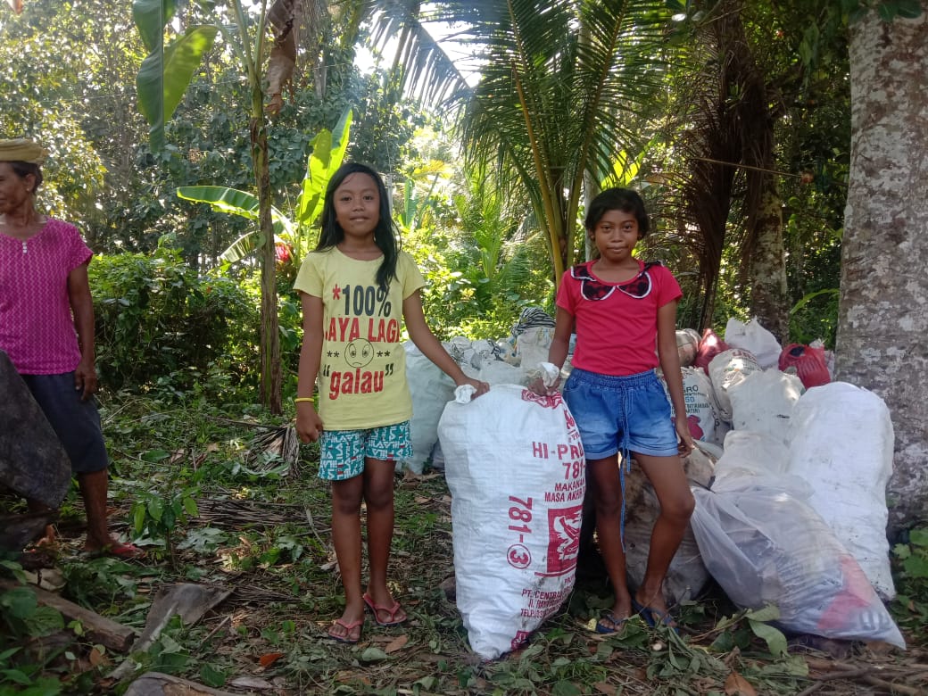 Bali’s Made Janur Yasa, Founder of Plastic Exchange, Nominated as Top