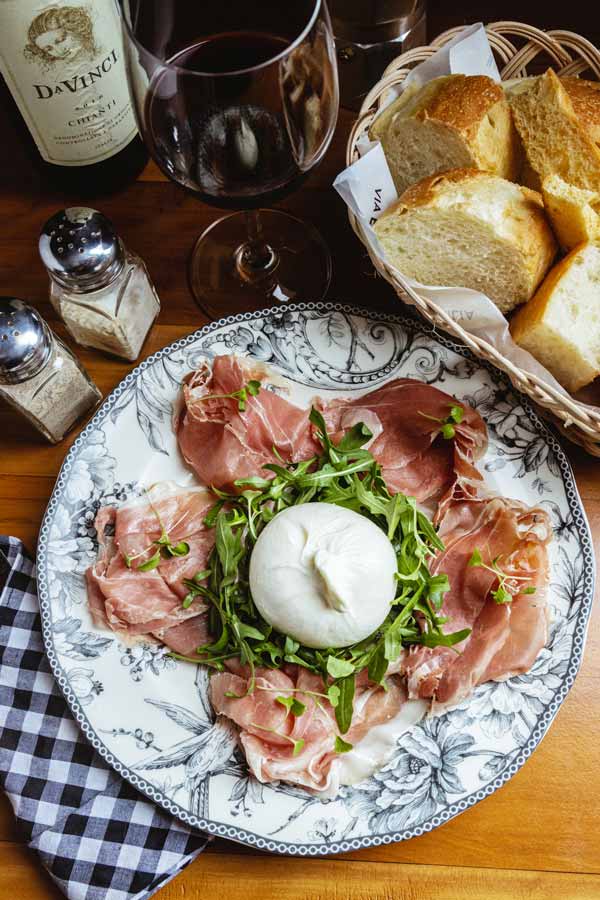 Via-Emilia-Italian-Restaurant-Canggu-2