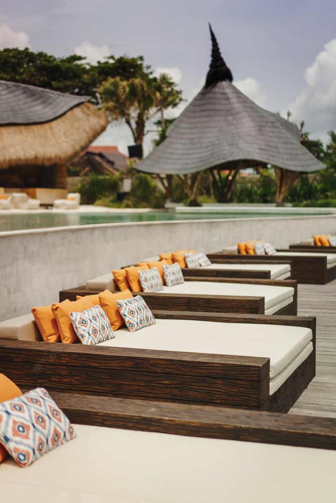 Mari-Beach-Club-Bali-Batu-Belig-Seminyak-Canggu-1
