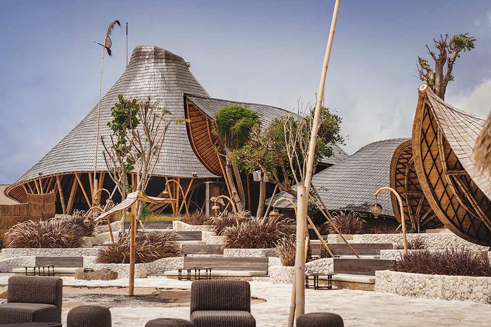 Mari-Beach-Club-Bali-Batu-Belig-Seminyak-Canggu-1