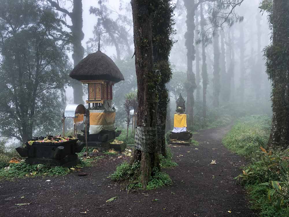 Mountains-in-Bali-Mount-Abang-1