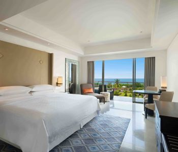 Deluxe Ocean Facing Room