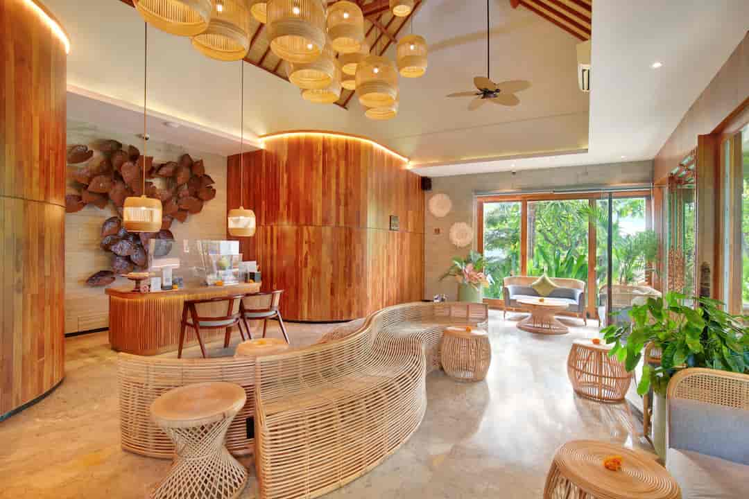 Lobby 3
