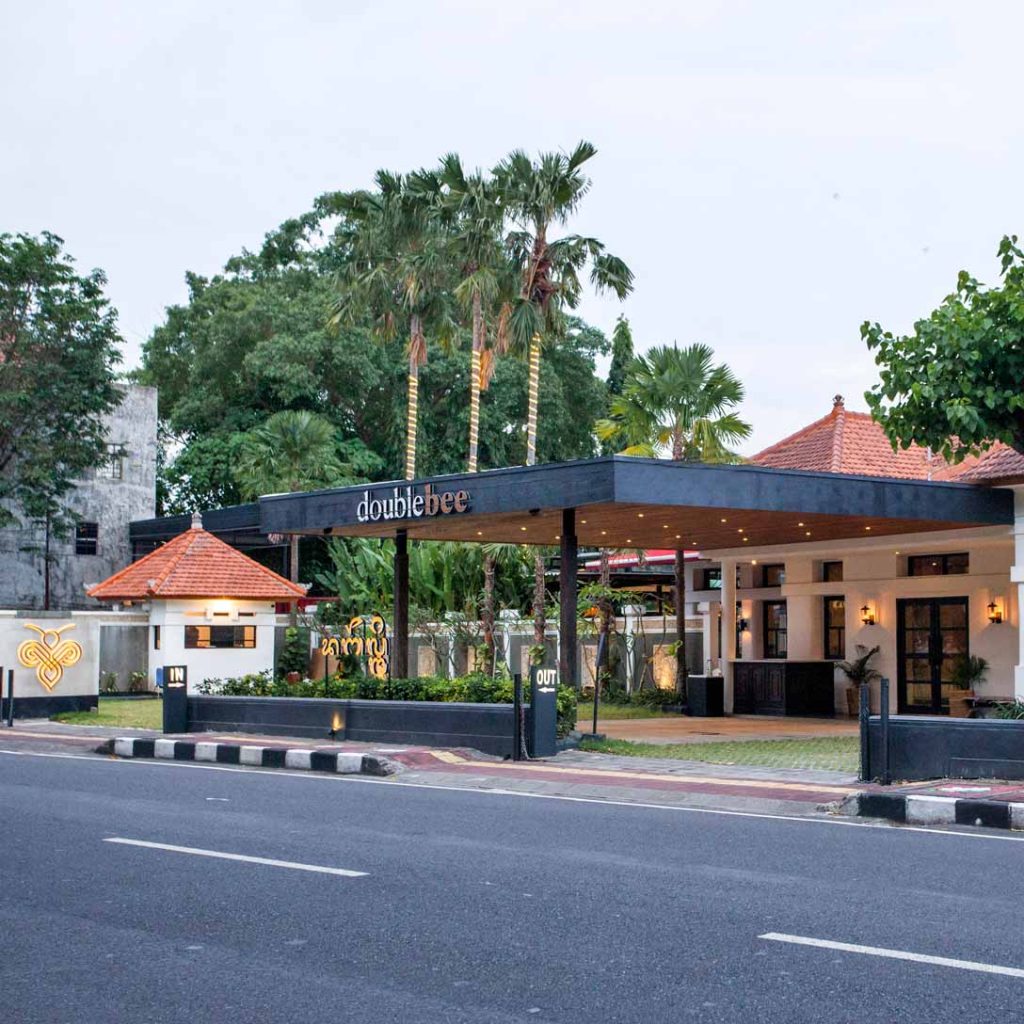 Double Bee Cafe and Resto Denpasar Bali