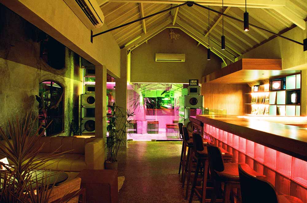 Club-Soda-Canggu-Bali-Bar-4