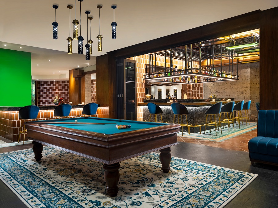 Cucina Pool Table