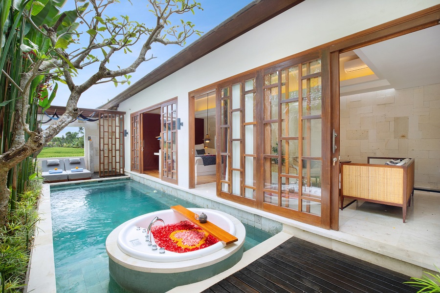 15 (Royal One Bedroom Ricefield View)