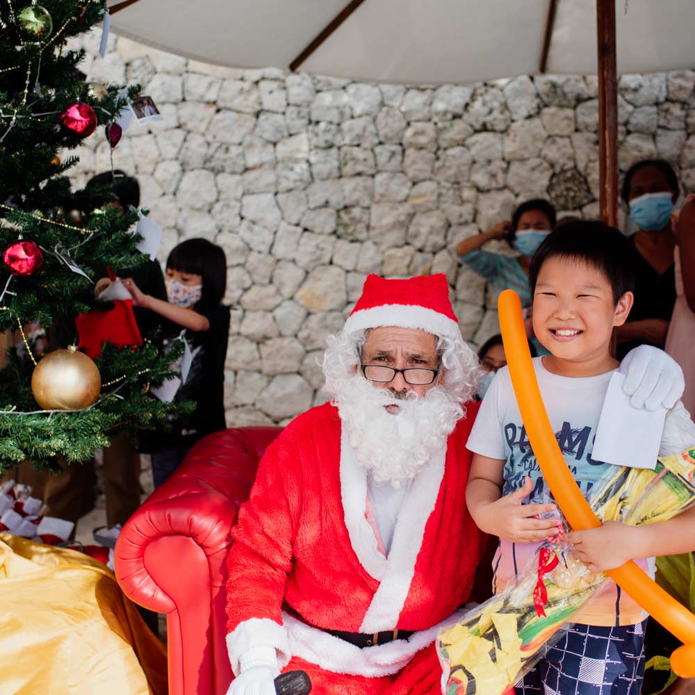 Christmas-in-Bali-2022-Karma-Kandara-Uluwatu