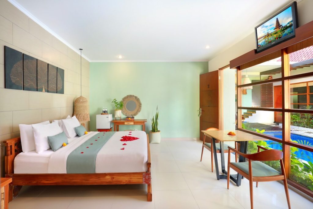 The Vie - Family Villas in Bali Legian 5