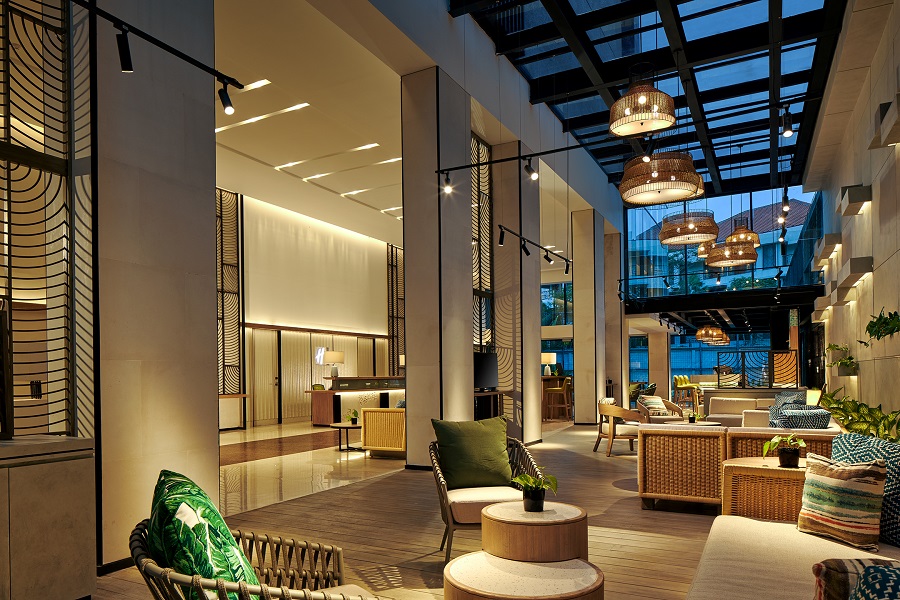 Christmas in Bali - Holiday Inn Sanur 1