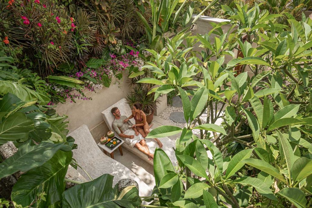 Four-Seasons-Bali-Spa-Jimbaran-1