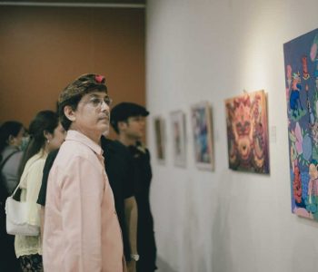 Mario-Blanco-engages-in-the-exhibition-1