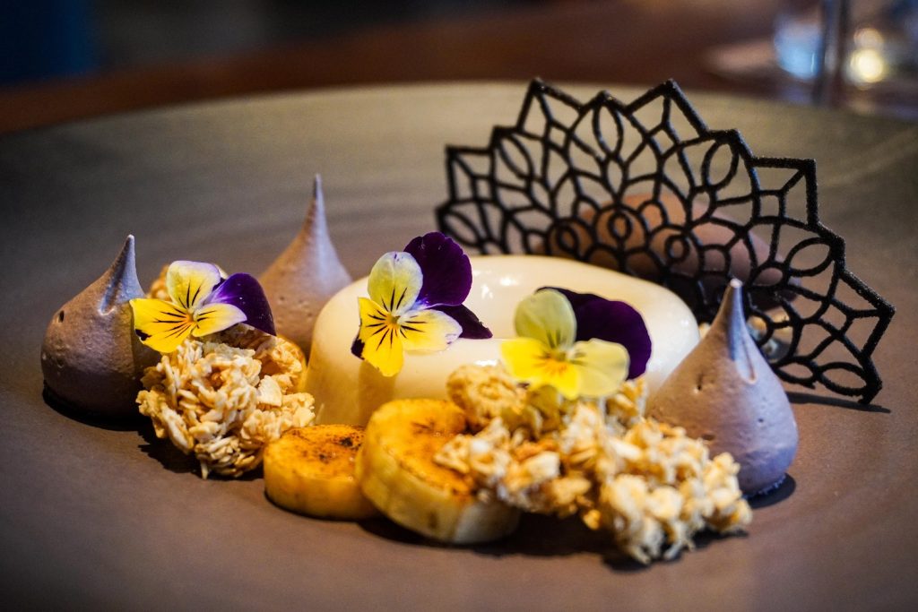 Six Senses - Festive 7
