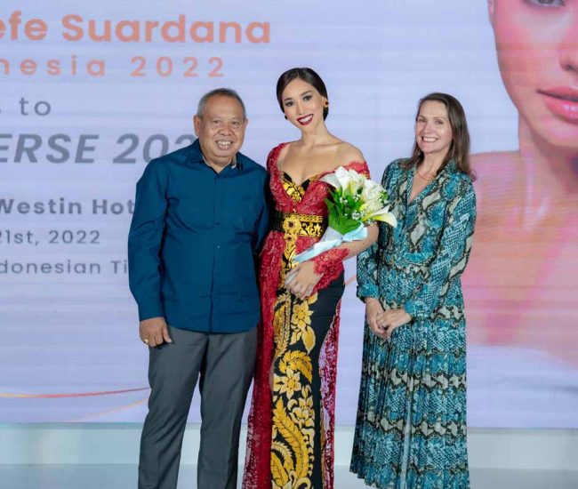 Laksmi-Shari-DeNeefe-Suardana-represents-Indonesia-at-Miss-Universe-2022_6