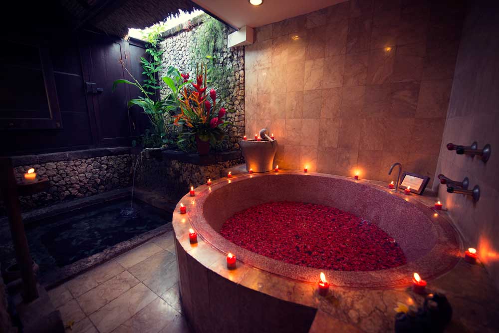 Couples-Spa-in-Bali-Romantic-massage-Tugu-Canggu-3